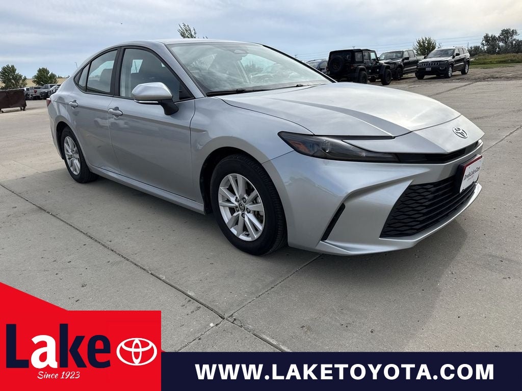 2025 Toyota Camry Hybrid