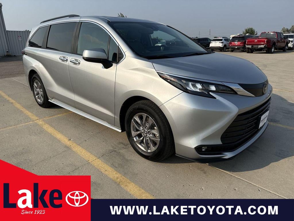 2025 Toyota Sienna XLE in Silver — front three-quarter view