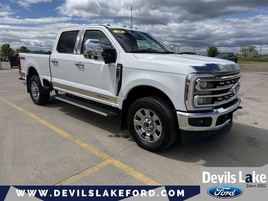 2025 Ford F-250 LARIAT in White — front three-quarter view