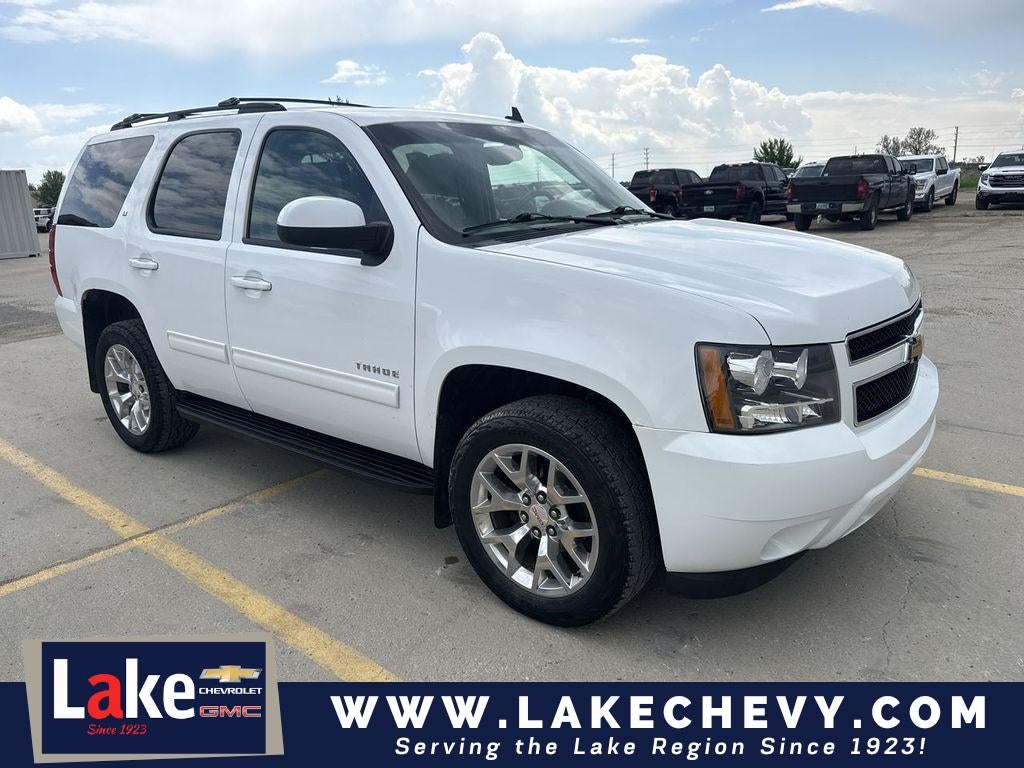 2012 Chevrolet Tahoe LT in Summit White — front three-quarter view