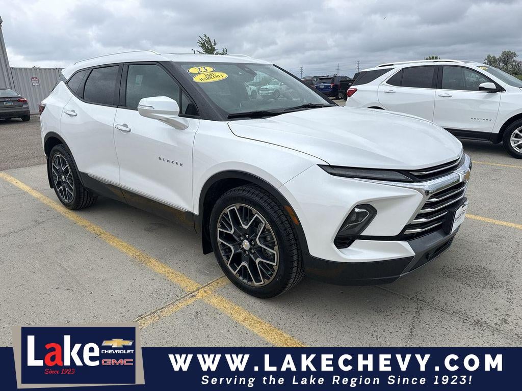 2023 Chevrolet Blazer Premier in Iridescent Pearl Tricoat — front three-quarter view