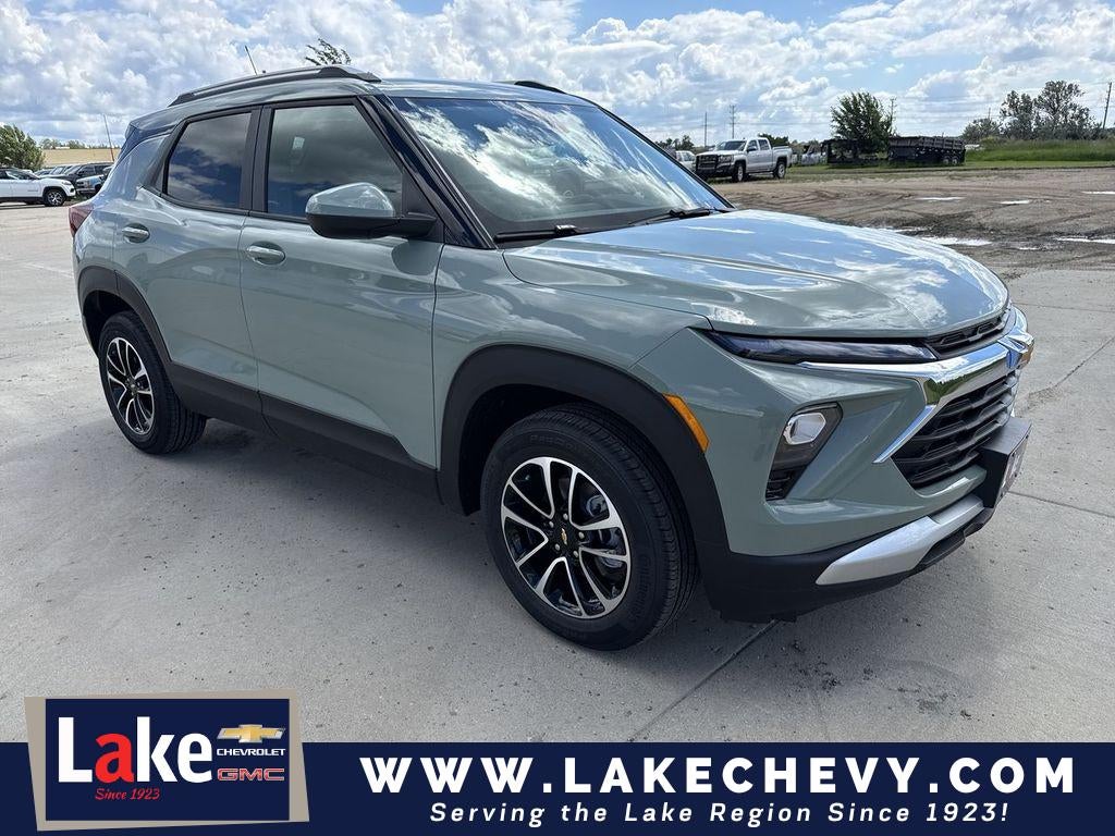 2026 Chevrolet Trailblazer LT in Cacti Green — front three-quarter view